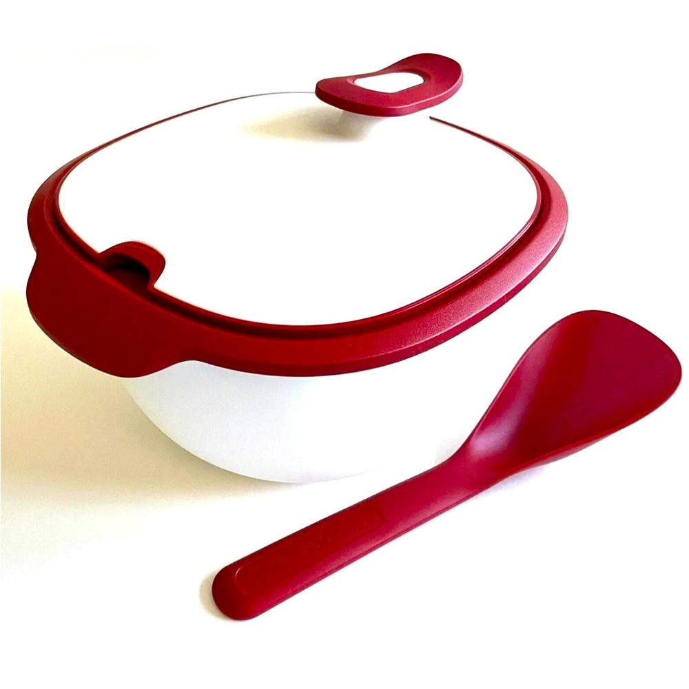Tupperware Brand Insulated Rice/soup/side dish serving dish